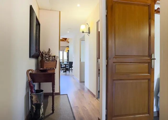 Cal Esquirol 公寓 Enveitg