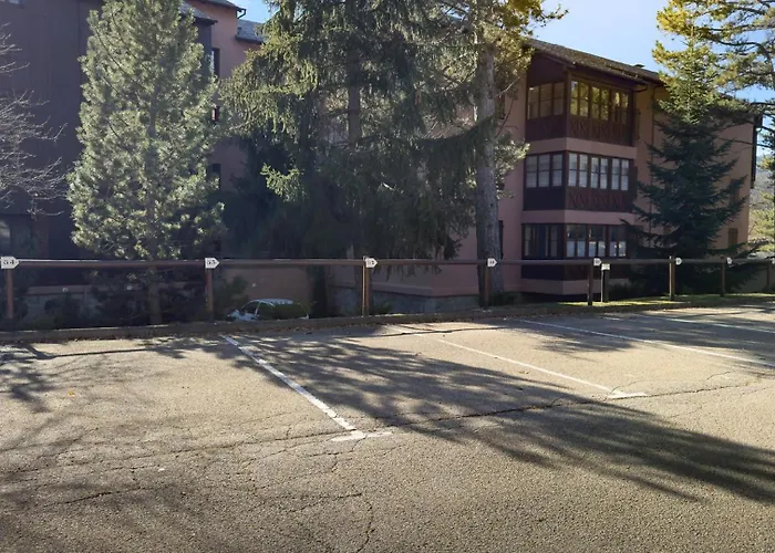 Cal Esquirol Enveitg